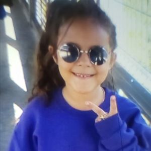 Meet your Posher, Ximena